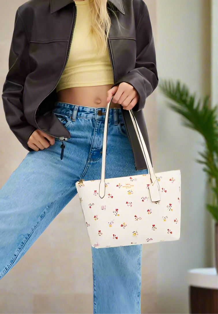 Coach Fiona Zip Tote Bag with Floral Print In Gold Chalk Multi
