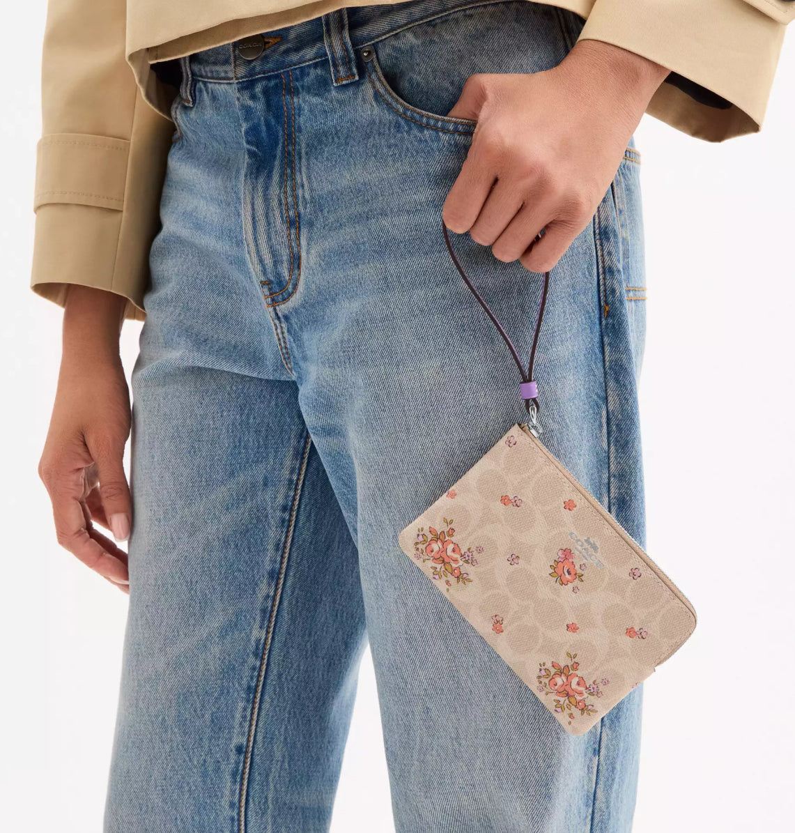 Coach Corner Zip Wristlet In Signature Canvas with Floral Print