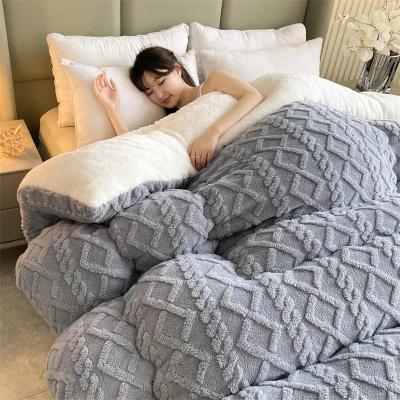 Soft Warm Thicken Insulation Hibiscus Winter Quilt