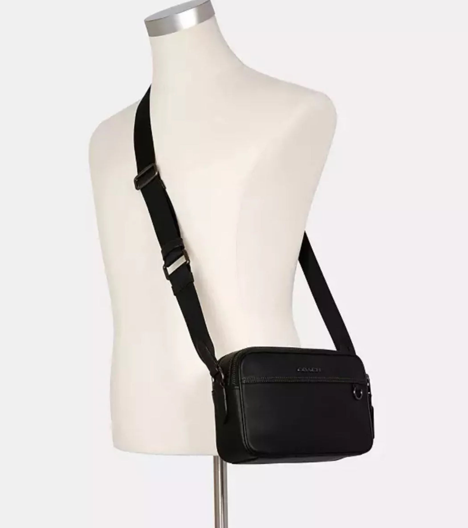 Coach Men’s Graham Crossbody Bag In Smooth Calf Leather- Black